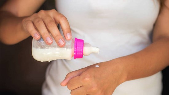 奶粉沖好后可以放多久？