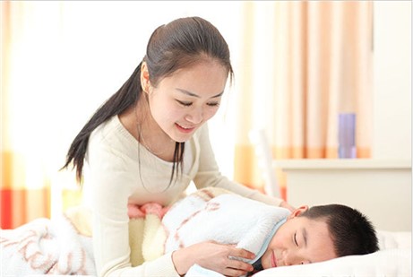 寶寶總鬧情緒，爸爸媽媽該怎么安撫？